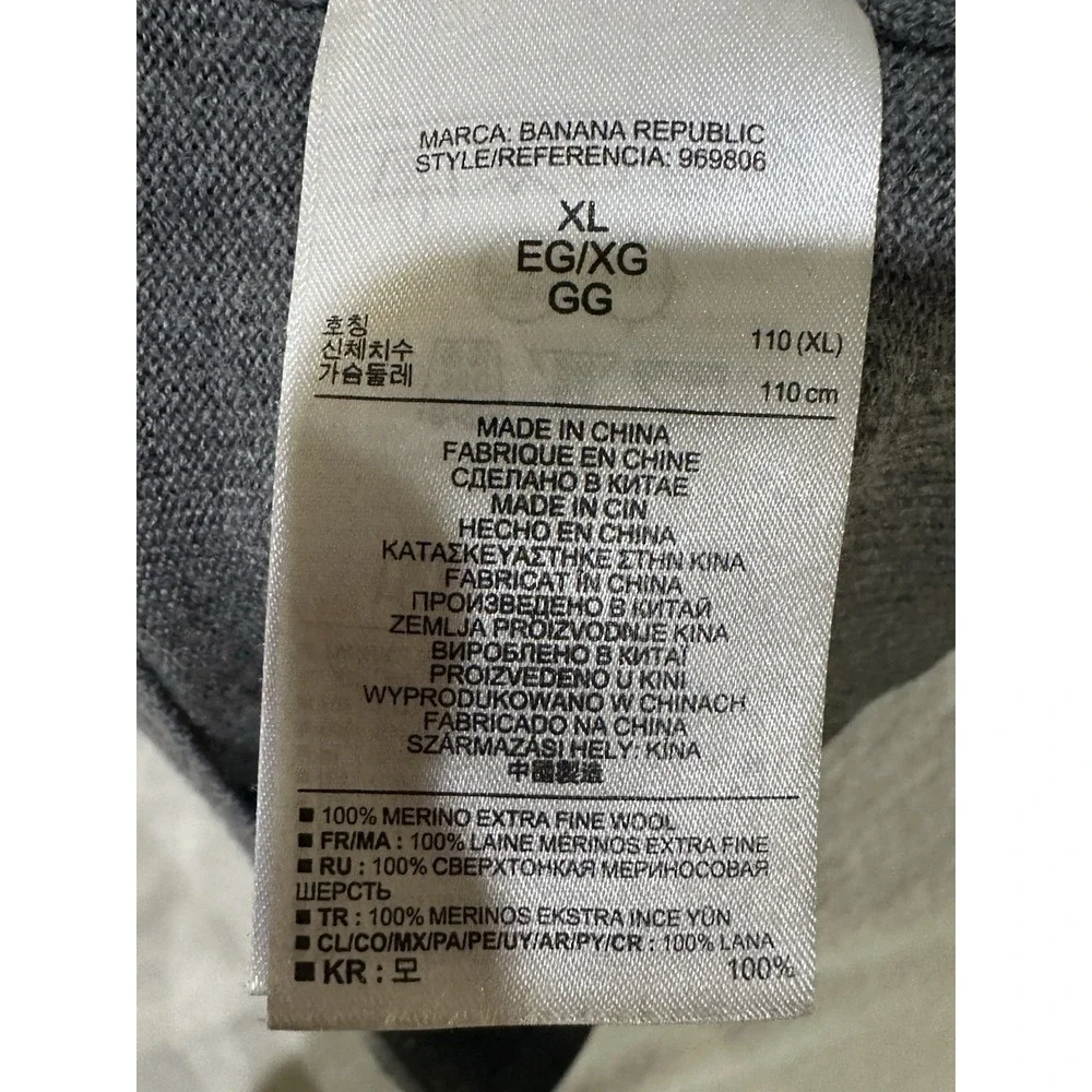 Banana Republic Extra‎ Fine Merino Wool Mens Sweater Size XL Gray Classic V-Neck